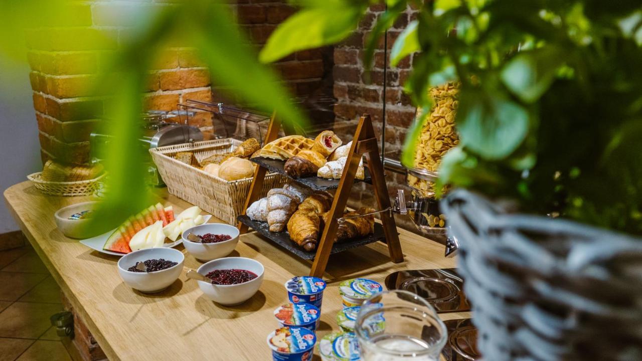 Five Stars Bed&Breakfast Wroclaw Dış mekan fotoğraf